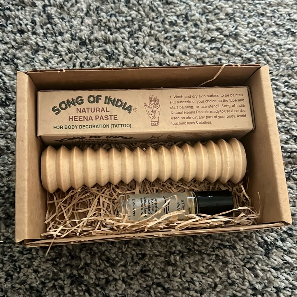 Henna Heena Paste Essential Oil Roller Set Song of India